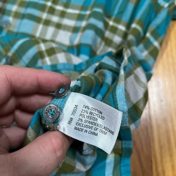 Orvis Plaid Large Long Sleeve PolyesterCottonBlend Shirt Lens Cleaner Zip Pocket - Picture 6 of 8